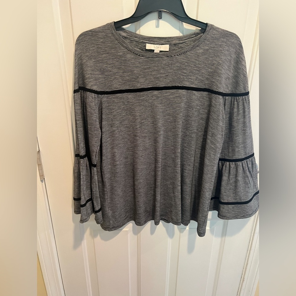 LOFT brand black striped pullover top size L